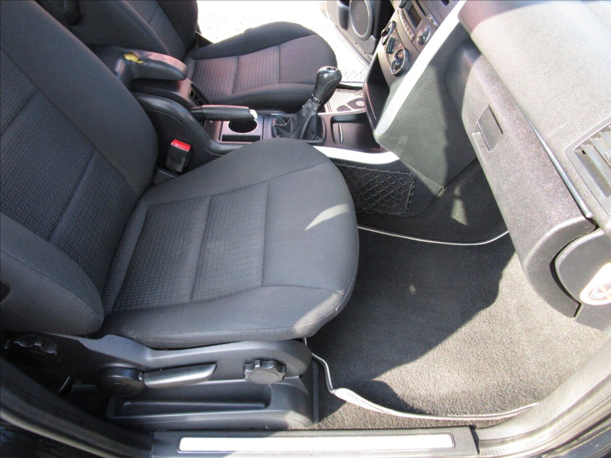 Mercedes-Benz Třídy B Kombi 2,0 l 80 kw