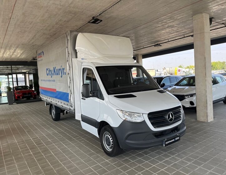 Mercedes-Benz Sprinter 3