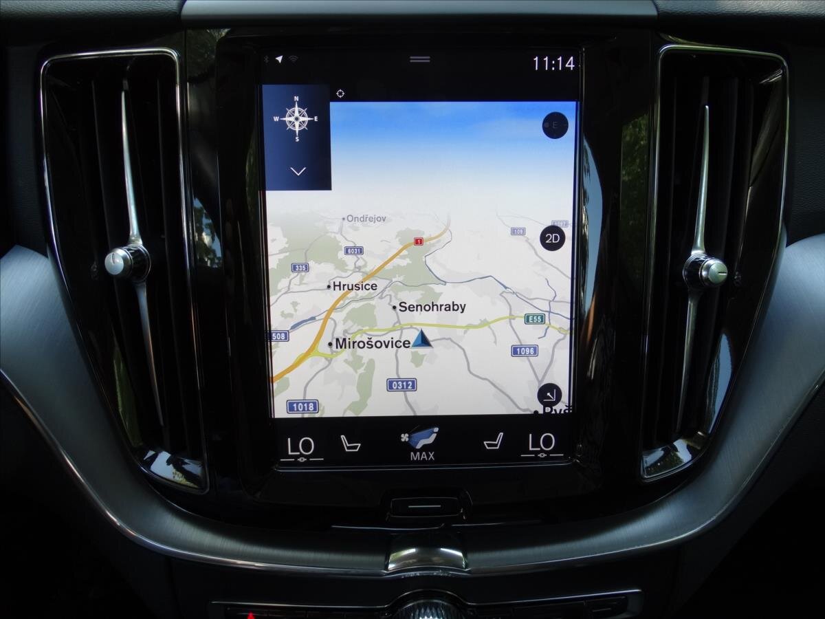 Volvo XC60 SUV / Terénní 2,0 l 110 kw