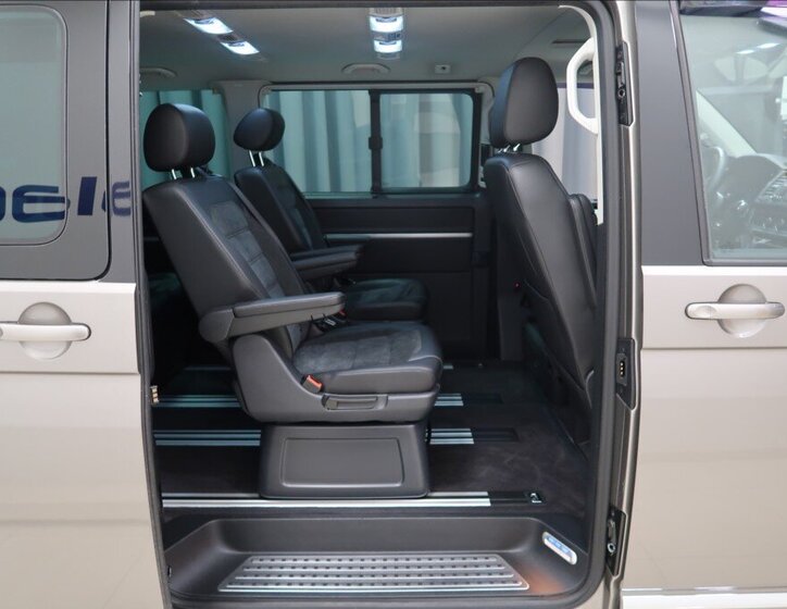 Volkswagen Multivan VAN / Minibus 2,0 l 150 kw