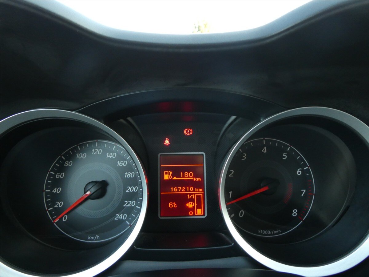 Mitsubishi Lancer Hatchback 1,8 l 105 kw