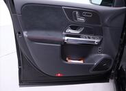 Mercedes-Benz GLB 12