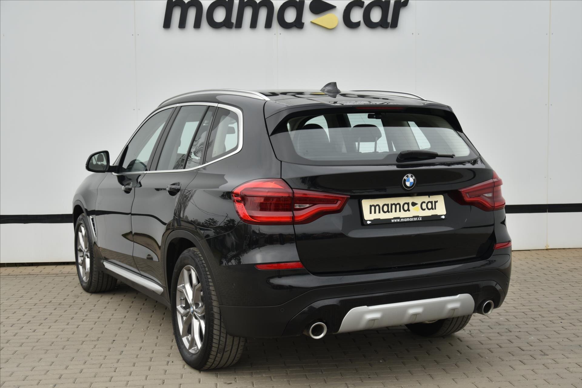 BMW X3 SUV / Terénní 2,0 l 140 kw