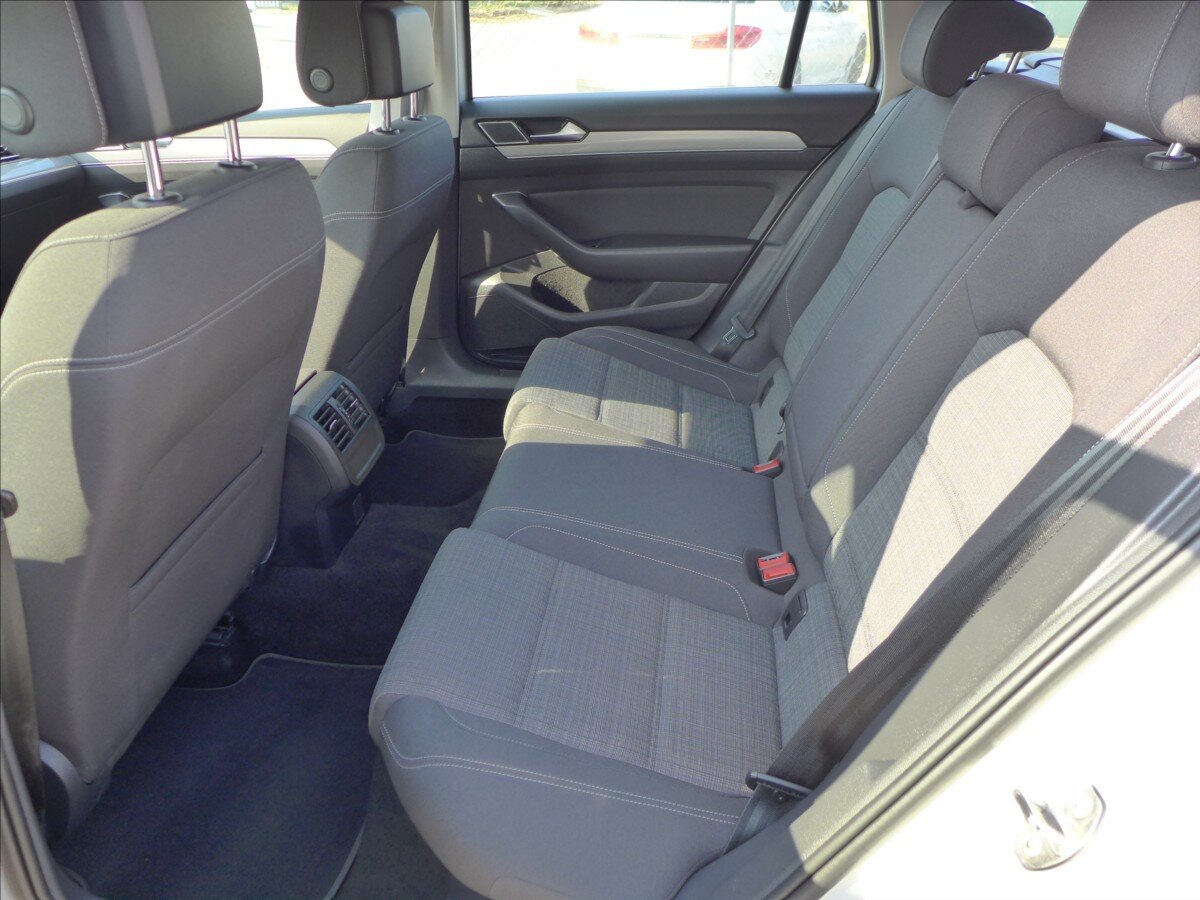 Volkswagen Passat Kombi 2,0 l 110 kw