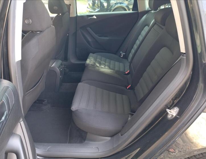 Volkswagen Passat 13