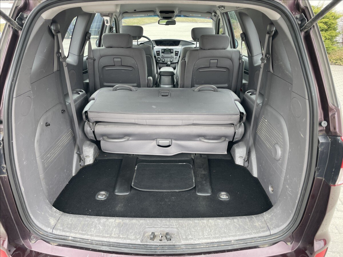 SsangYong Rodius SUV / Terénní 2,0 l 114 kw