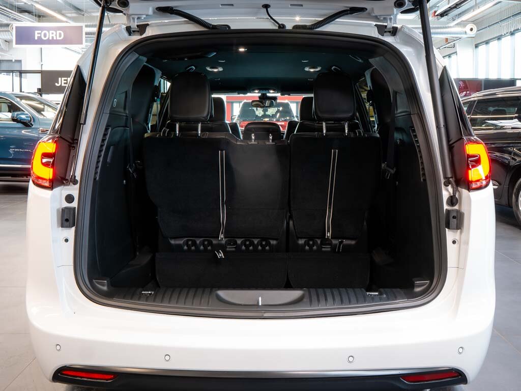 Chrysler Pacifica MPV 3,6 l 221 kw