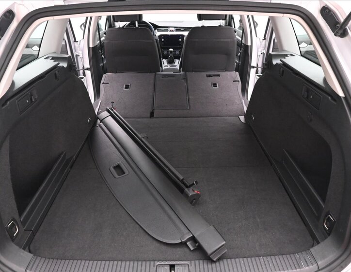 Volkswagen Passat Kombi 2,0 l 110 kw