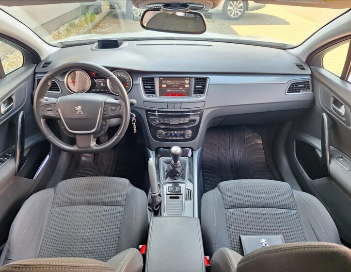 Peugeot 508 7