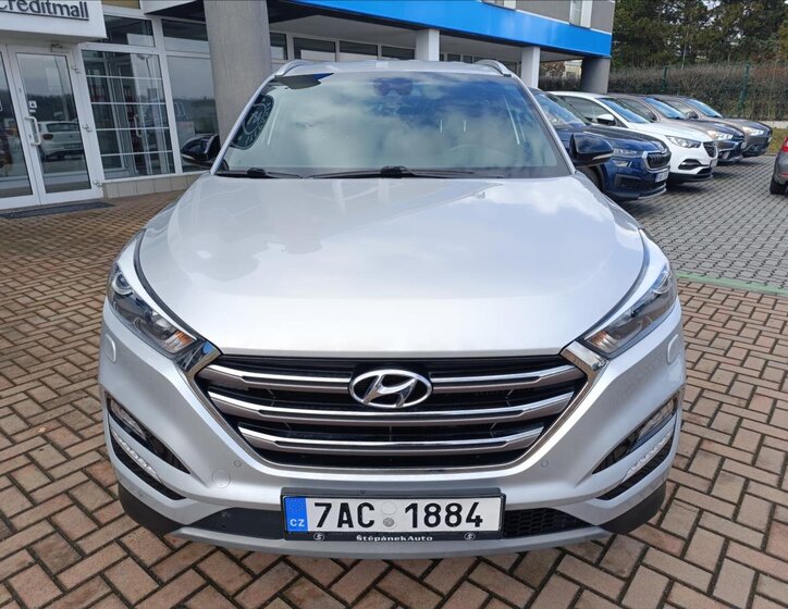 Hyundai Tucson SUV / Terénní 2,0 l 100 kw