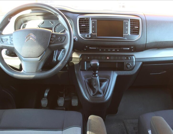 Citroën SpaceTourer MPV 2,0 l 110 kw