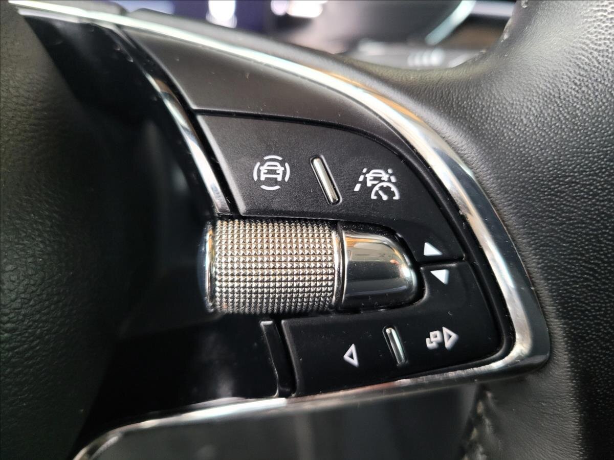 Škoda Superb Kombi 1,4 l 115 kw