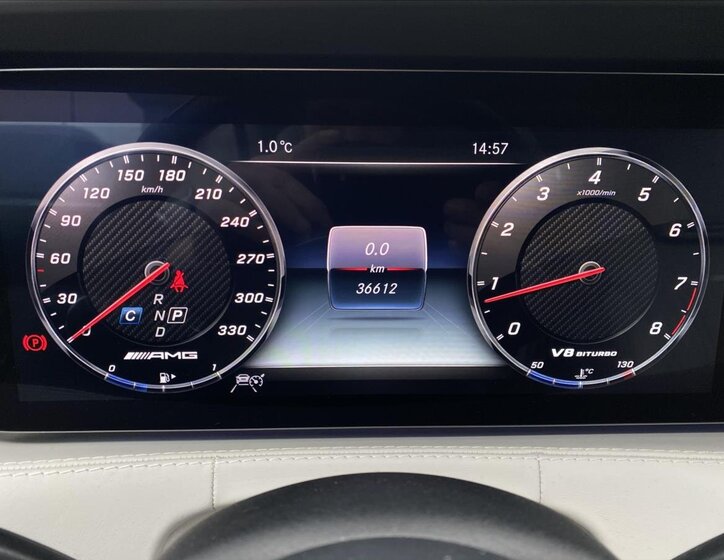 Mercedes-Benz Třídy S Kupé 4,0 l 450 kw