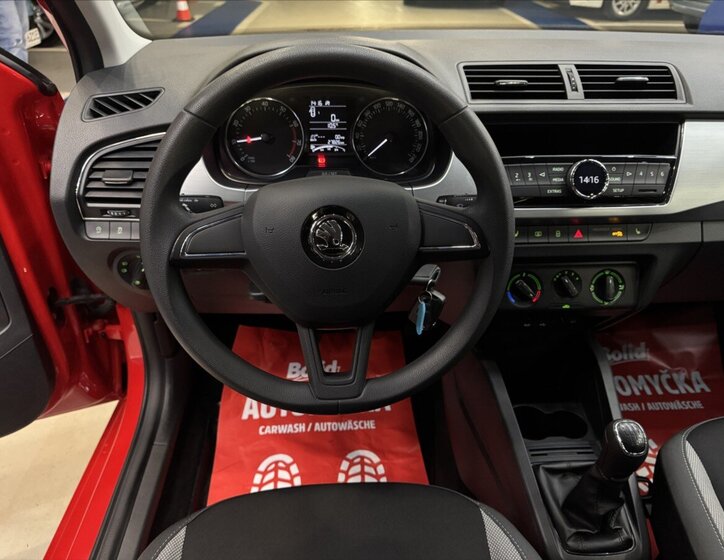 Škoda Fabia Hatchback 999,0 70 kw