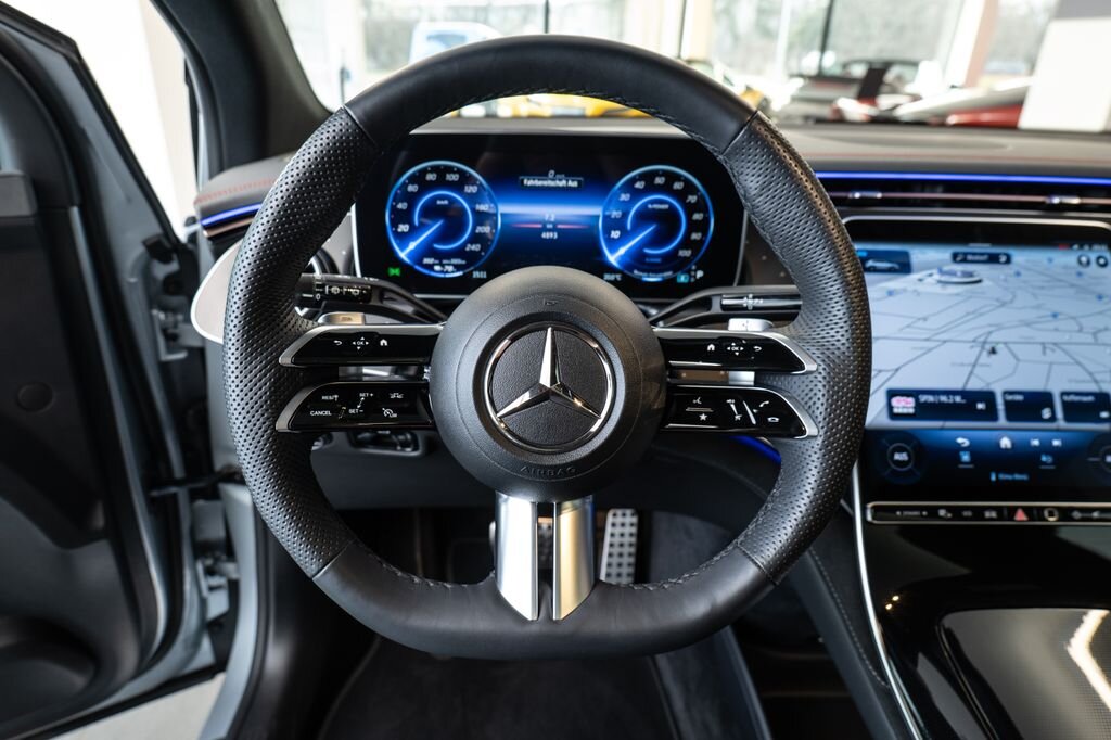 Mercedes-Benz EQE SUV 0,0 215 kw