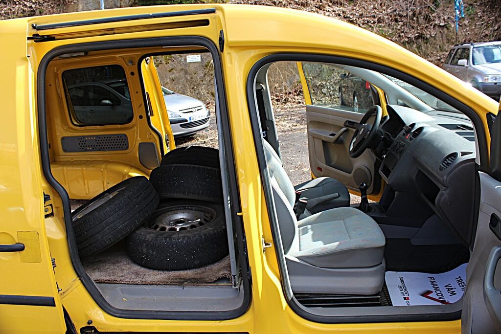 Volkswagen Caddy Skříň 2,0 l 51 kw