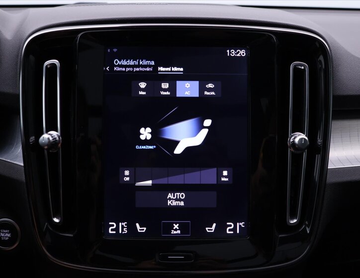 Volvo XC40 SUV 2,0 l 140 kw