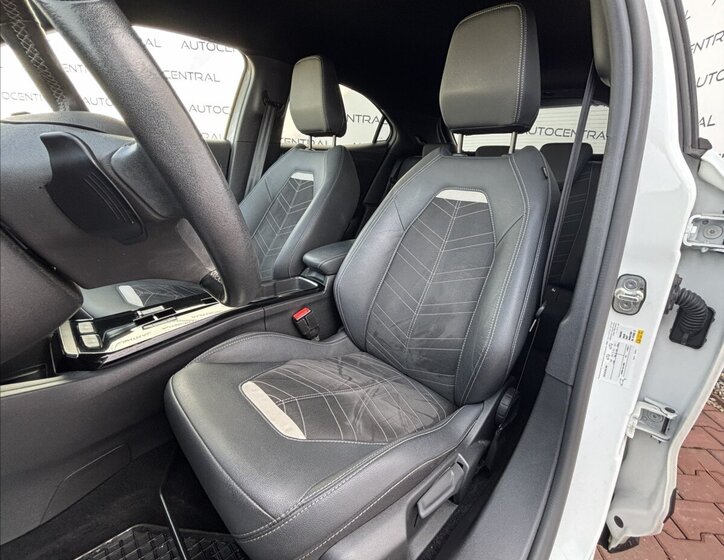 Opel Mokka SUV / Terénní 1,2 l 96 kw