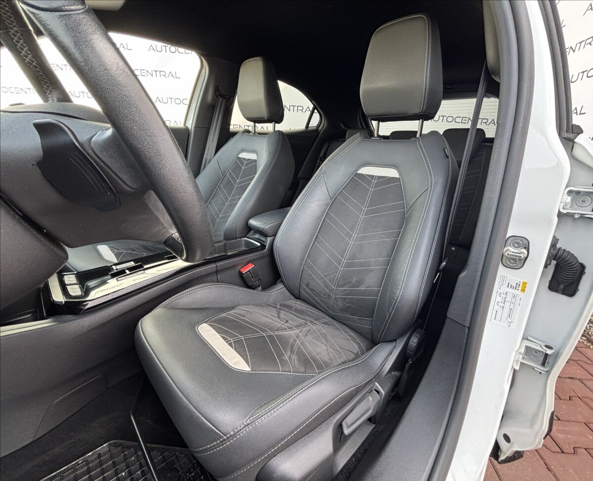 Opel Mokka SUV / Terénní 1,2 l 96 kw