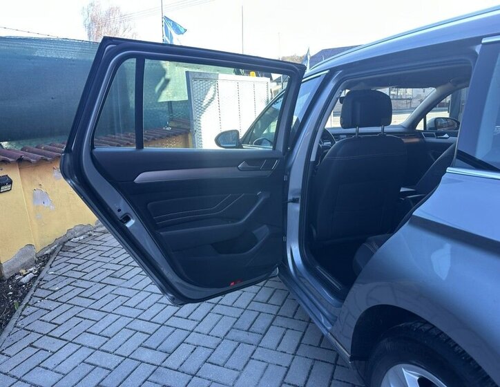 Volkswagen Passat Kombi 2,0 l 110 kw