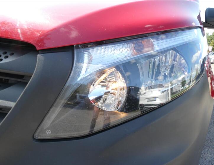 Mercedes-Benz Vito 5