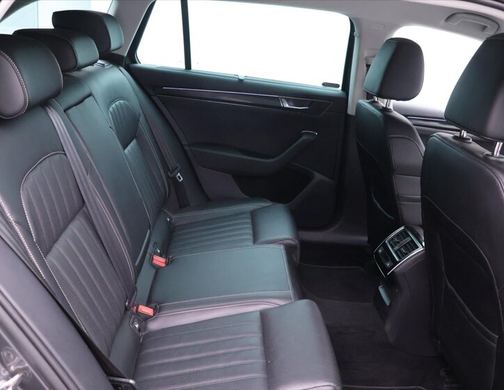 Škoda Superb Kombi 2,0 l 147 kw