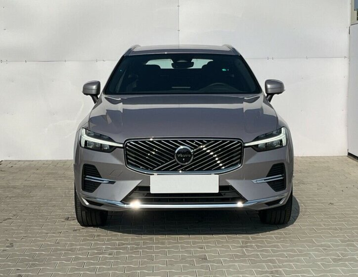 Volvo XC60 SUV / Terénní 2,0 l 184 kw