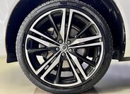 Volvo XC60 SUV / Terénní 2,0 l 288 kw