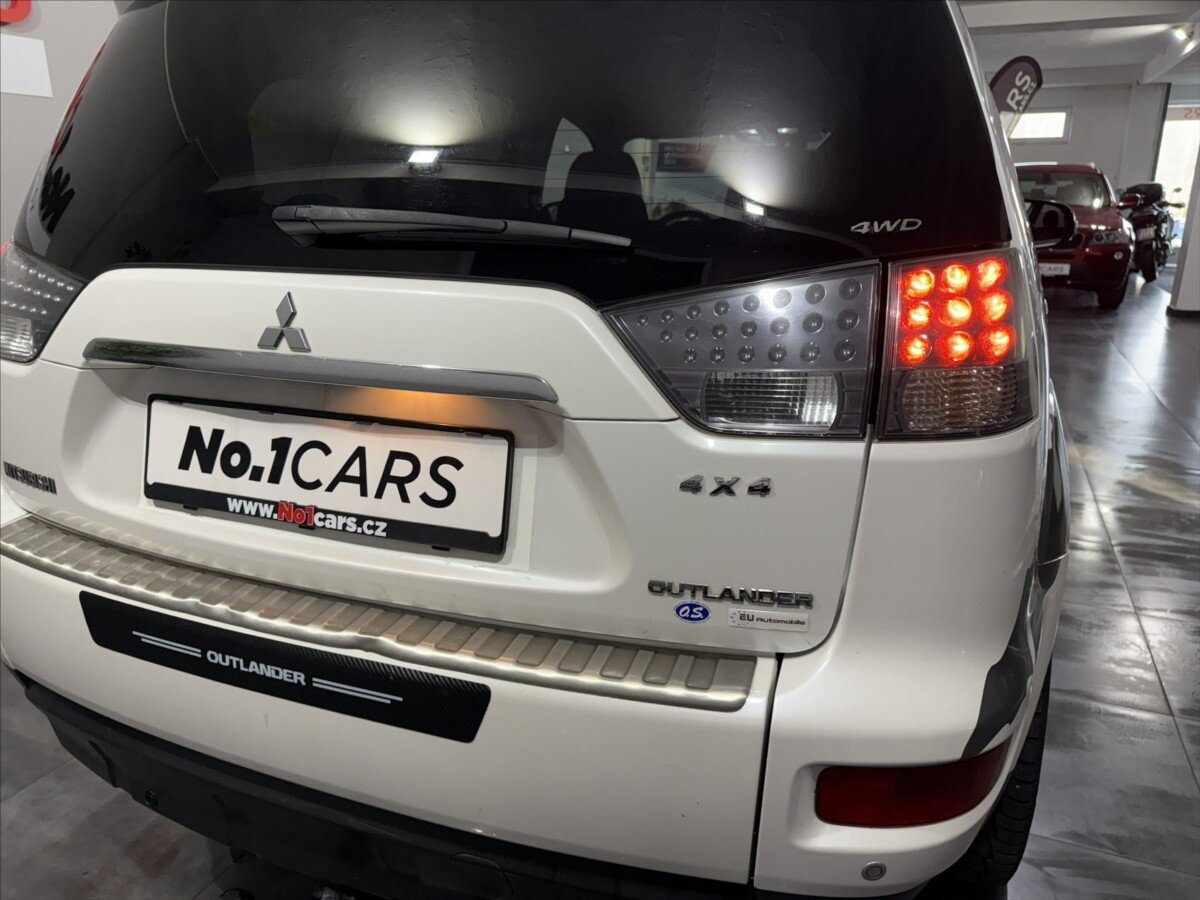 Mitsubishi Outlander SUV / Terénní 2,2 l 115 kw