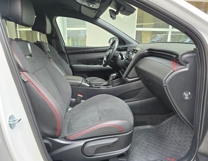 Hyundai Tucson SUV / Terénní 1,6 l 110 kw