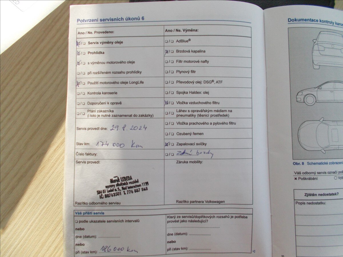 Volkswagen Beetle Hatchback 1,2 l 77 kw