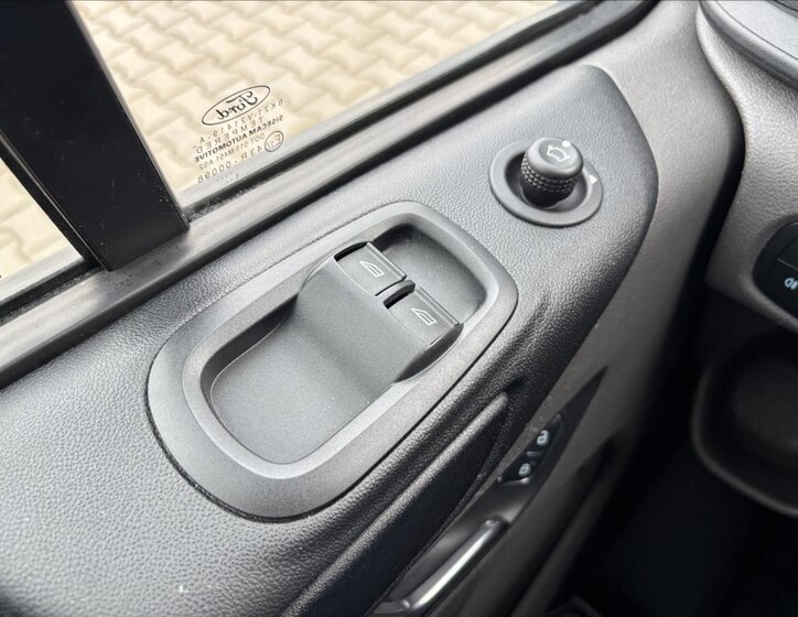 Ford Transit Custom 20