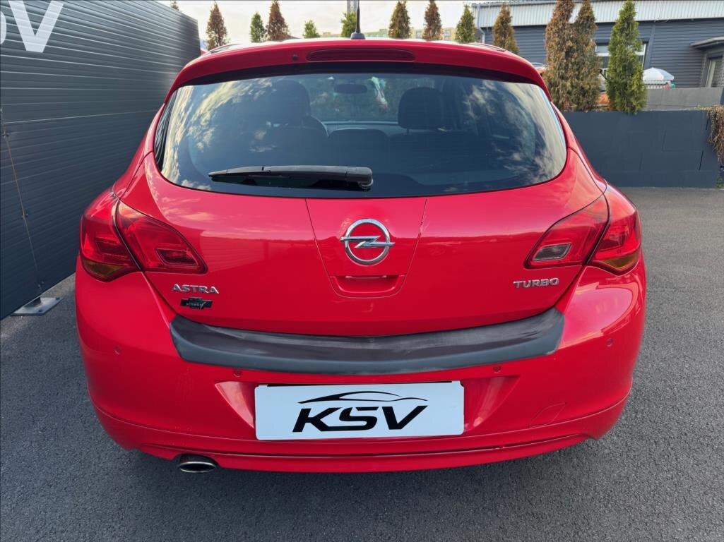 Opel Astra Hatchback 1,4 l 103 kw