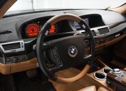 BMW Řada 7 Sedan 6,0 l 327 kw