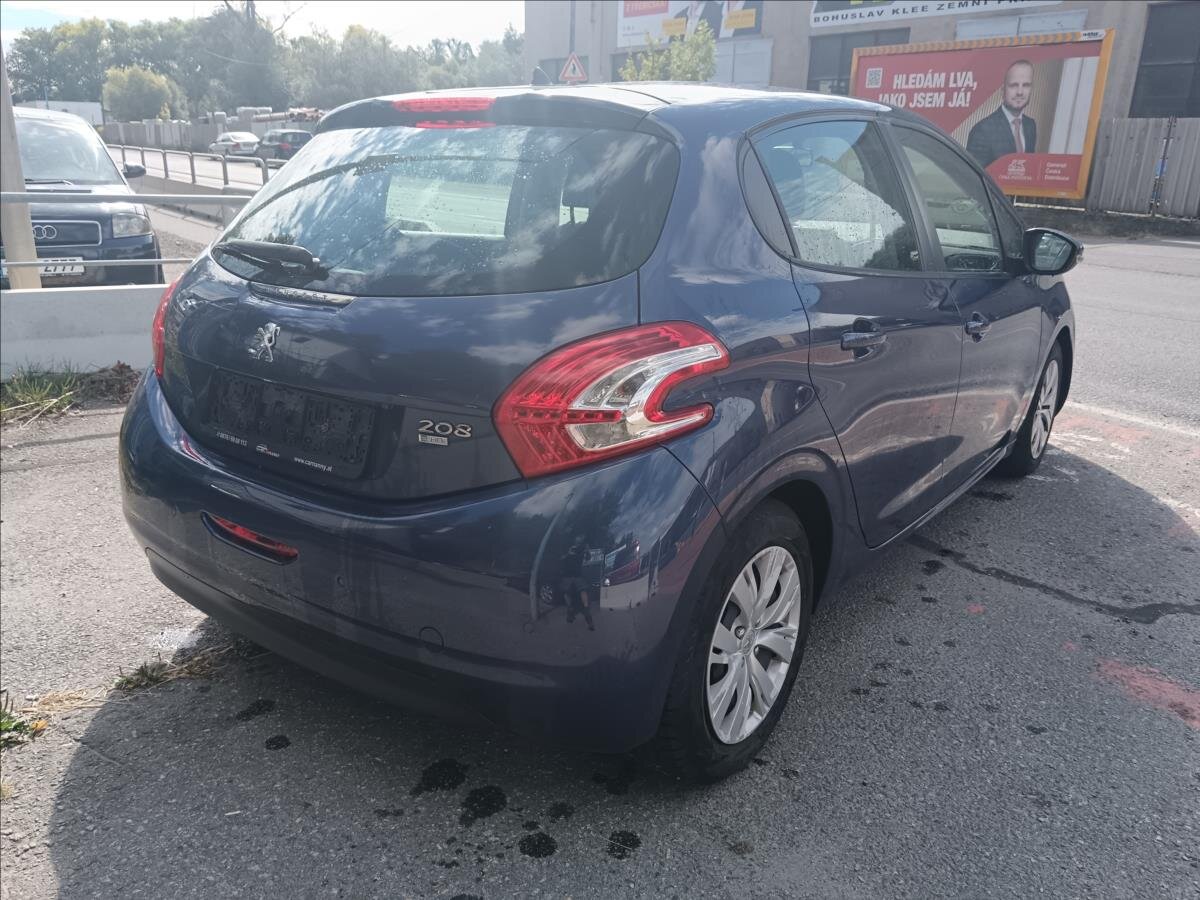 Peugeot 208 Hatchback 1,6 l 68 kw