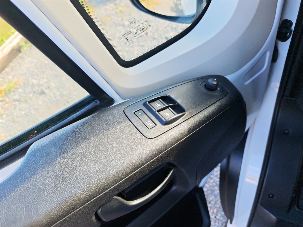 Peugeot Boxer Ostatní 2,2 l 121 kw