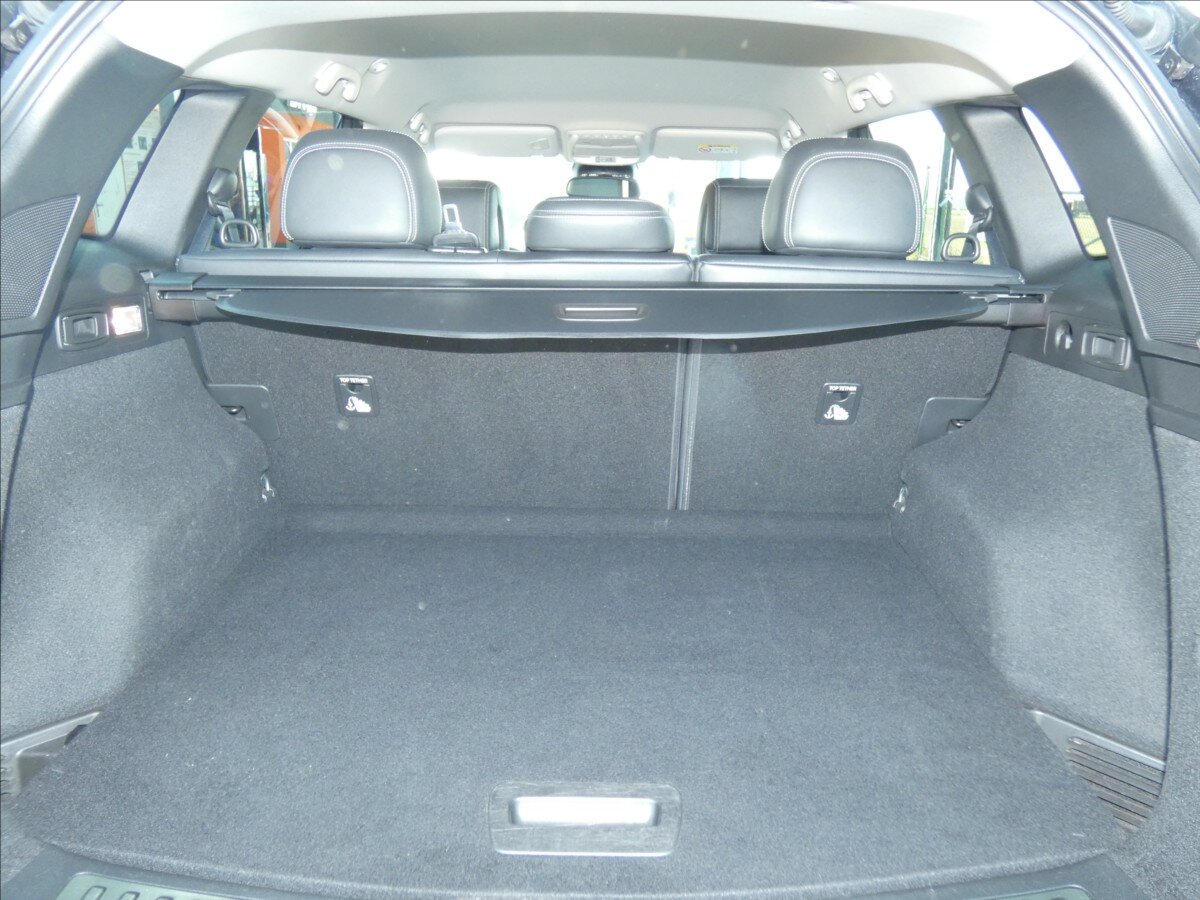 Renault Koleos SUV / Terénní 2,0 l 130 kw