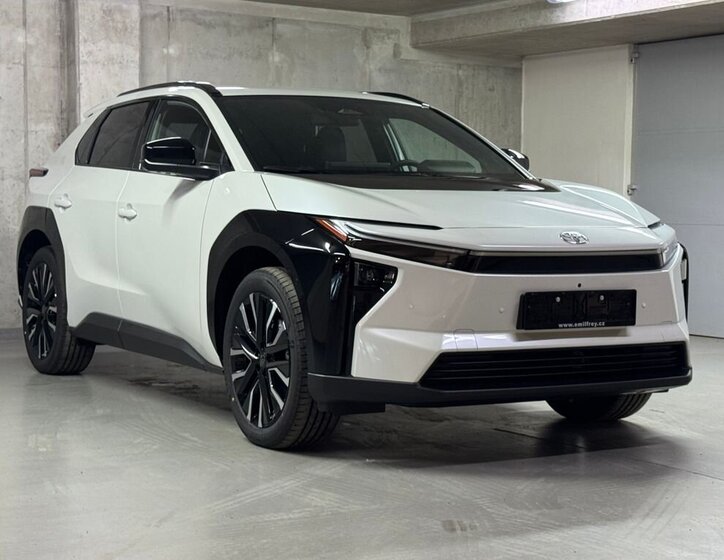 Toyota bZ4X Hatchback 0,0 252 kw