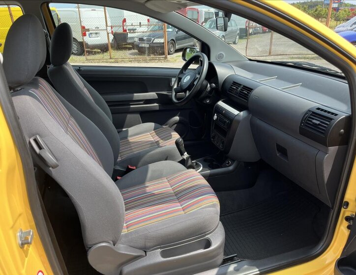 Volkswagen Fox Hatchback 1,2 l 40 kw