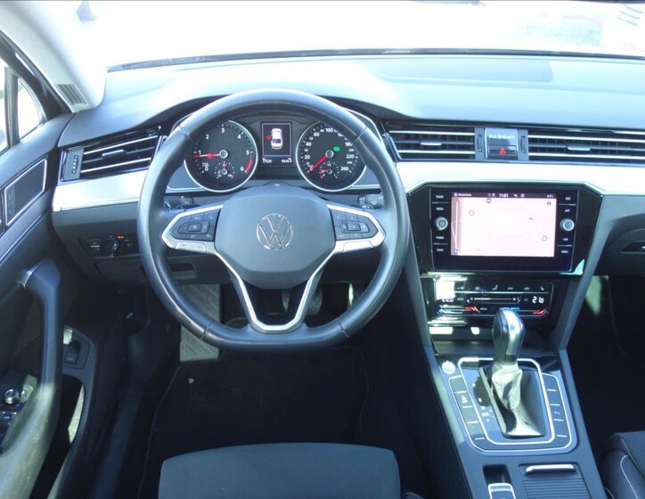 Volkswagen Passat Sedan 2,0 l 110 kw