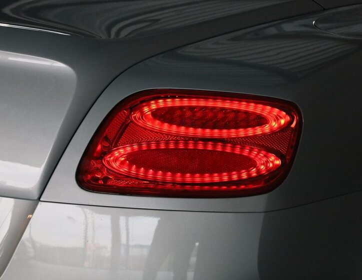 Bentley Continental GTC Kabriolet 4,0 l 373 kw