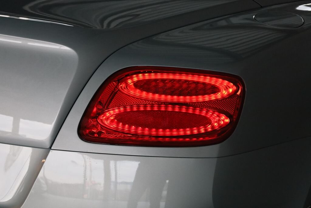 Bentley Continental GTC Kabriolet 4,0 l 373 kw