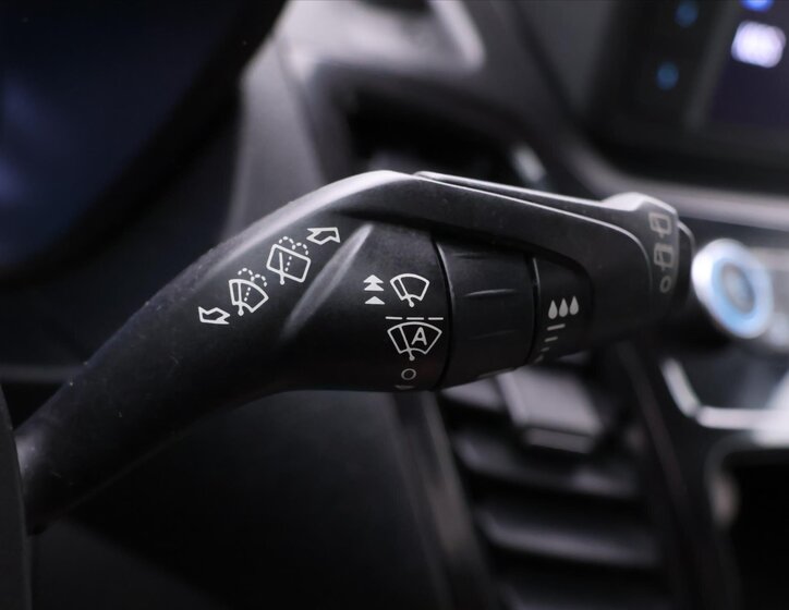 Ford Tourneo Connect Kombi 1,5 l 88 kw