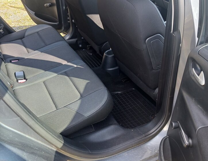 Peugeot 207 Kombi 1,4 l 54 kw