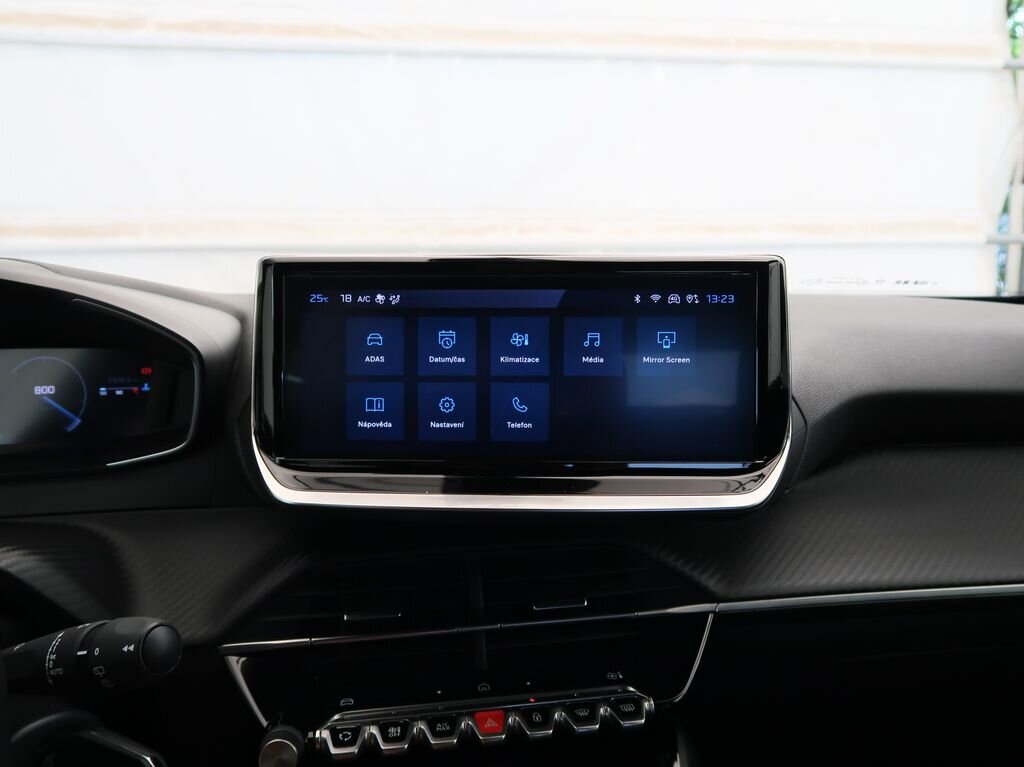 Peugeot 2008 SUV / Terénní 1,2 l 74 kw