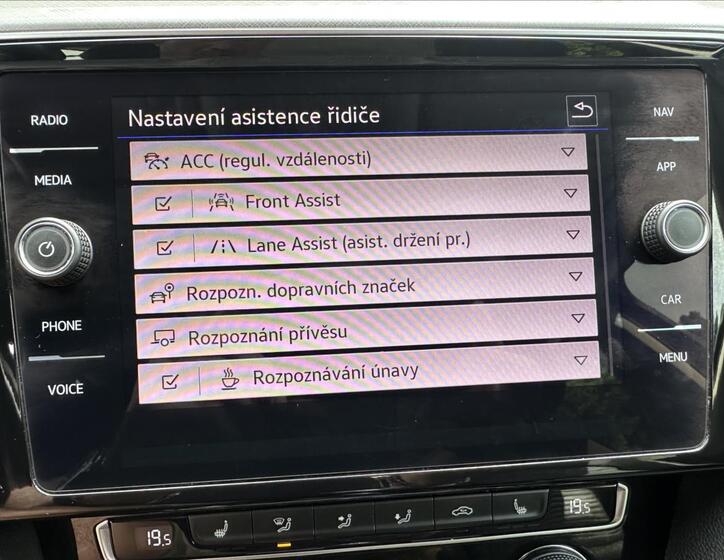 Volkswagen Passat 15