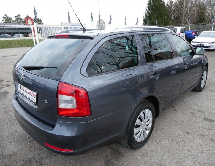 Škoda Octavia Kombi 1,8 l 118 kw