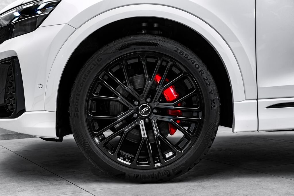 Audi Q8 SUV 3,0 l 210 kw