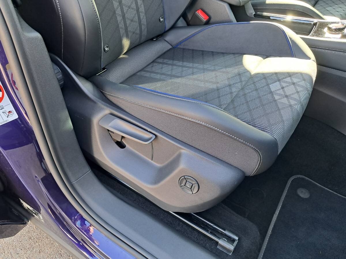 Volkswagen Tayron SUV / Terénní 2,0 l 142 kw