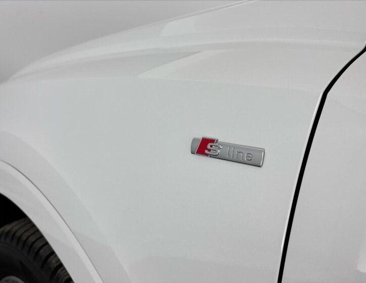 Audi Q3 SUV / Terénní 2,0 l 140 kw